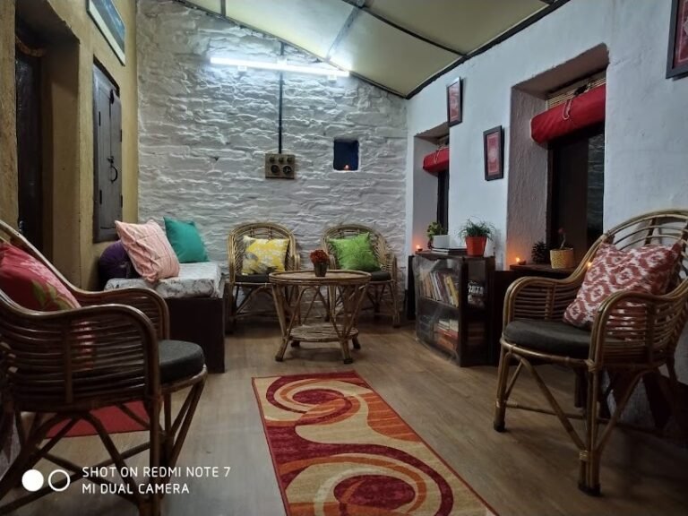 HOME STAY NEAR KAUSANI ( Uttarakhand)